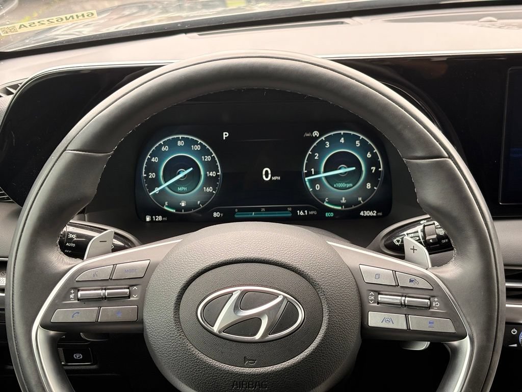 Used 2025 Hyundai Palisade Calligraphy AWD/4WD image 14
