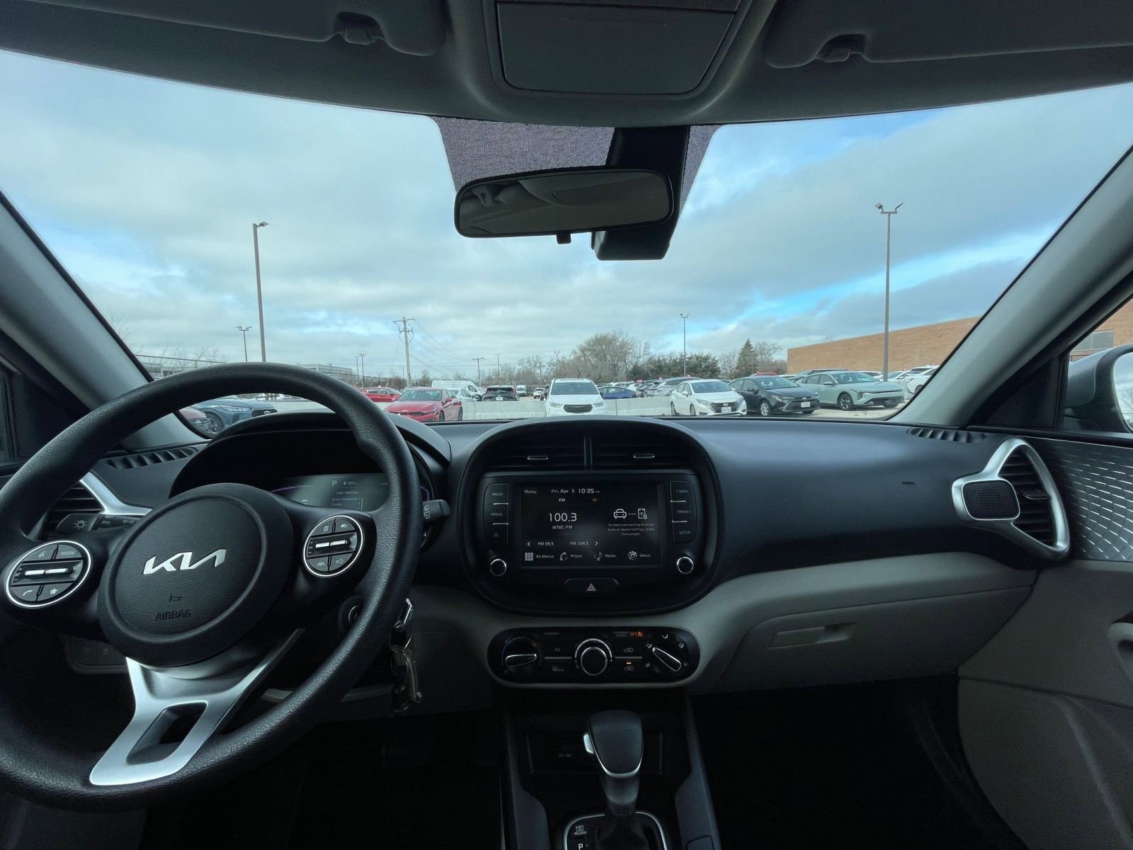 Used 2025 Kia Soul LX w/ LX Technology Package image 31