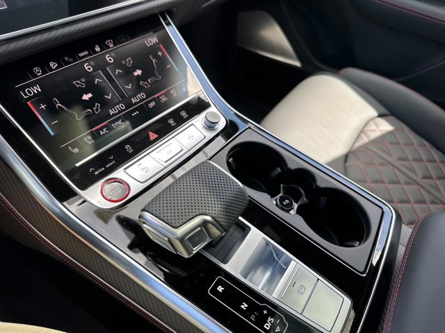 New 2026 Audi SQ7 Prestige image 27