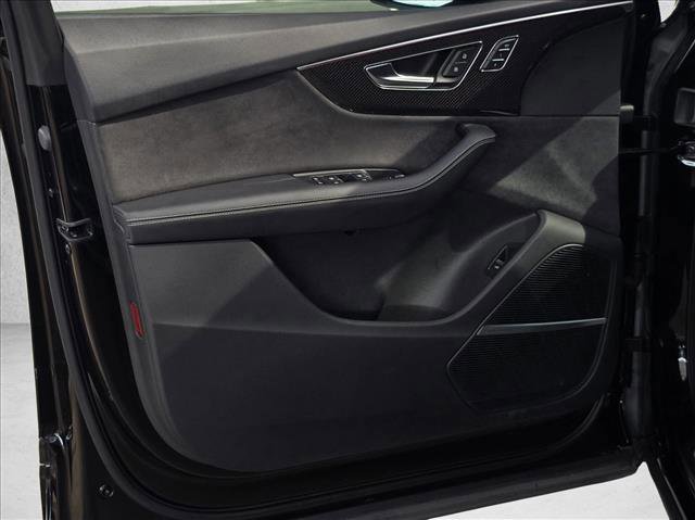 Used 2023 Audi SQ7 Prestige image 7