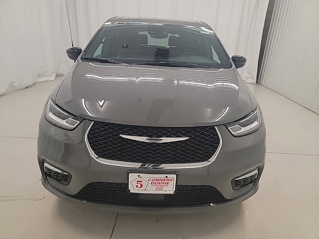 New 2025 Chrysler Pacifica Select image 8