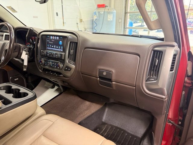 Used 2018 Chevrolet Silverado 1500 LTZ w/ Sport Package AWD/4WD image 26