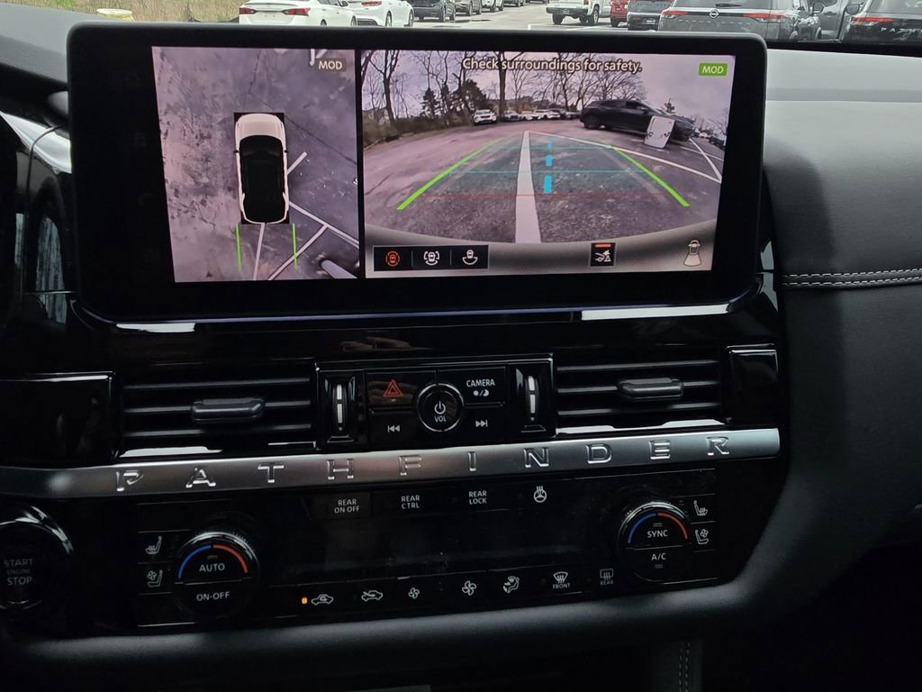 New 2026 Nissan Pathfinder SL w/ SL Premium Package image 17