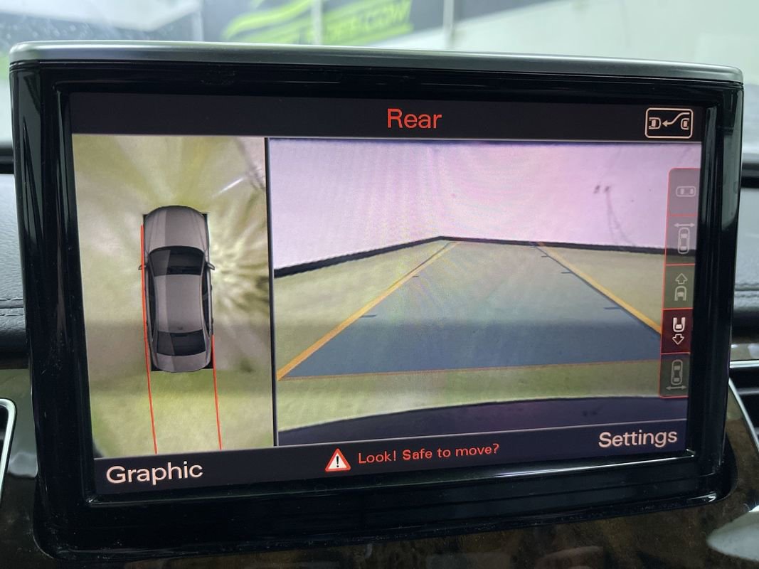 Used 2015 Audi A8 L 4.0T image 22