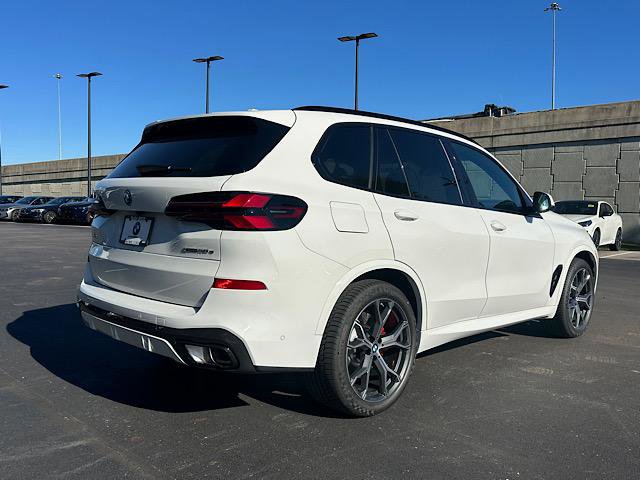 New 2026 BMW X5 xDrive50e w/ M Sport Package image 4