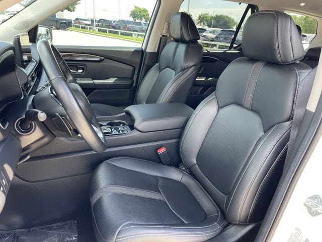Certified 2025 Honda Pilot EX-L image 24