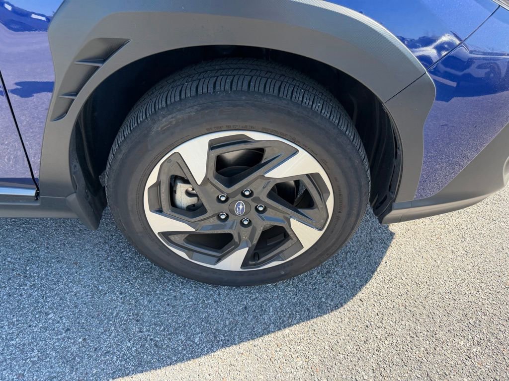 Used 2024 Subaru Crosstrek 2.5i Limited image 4