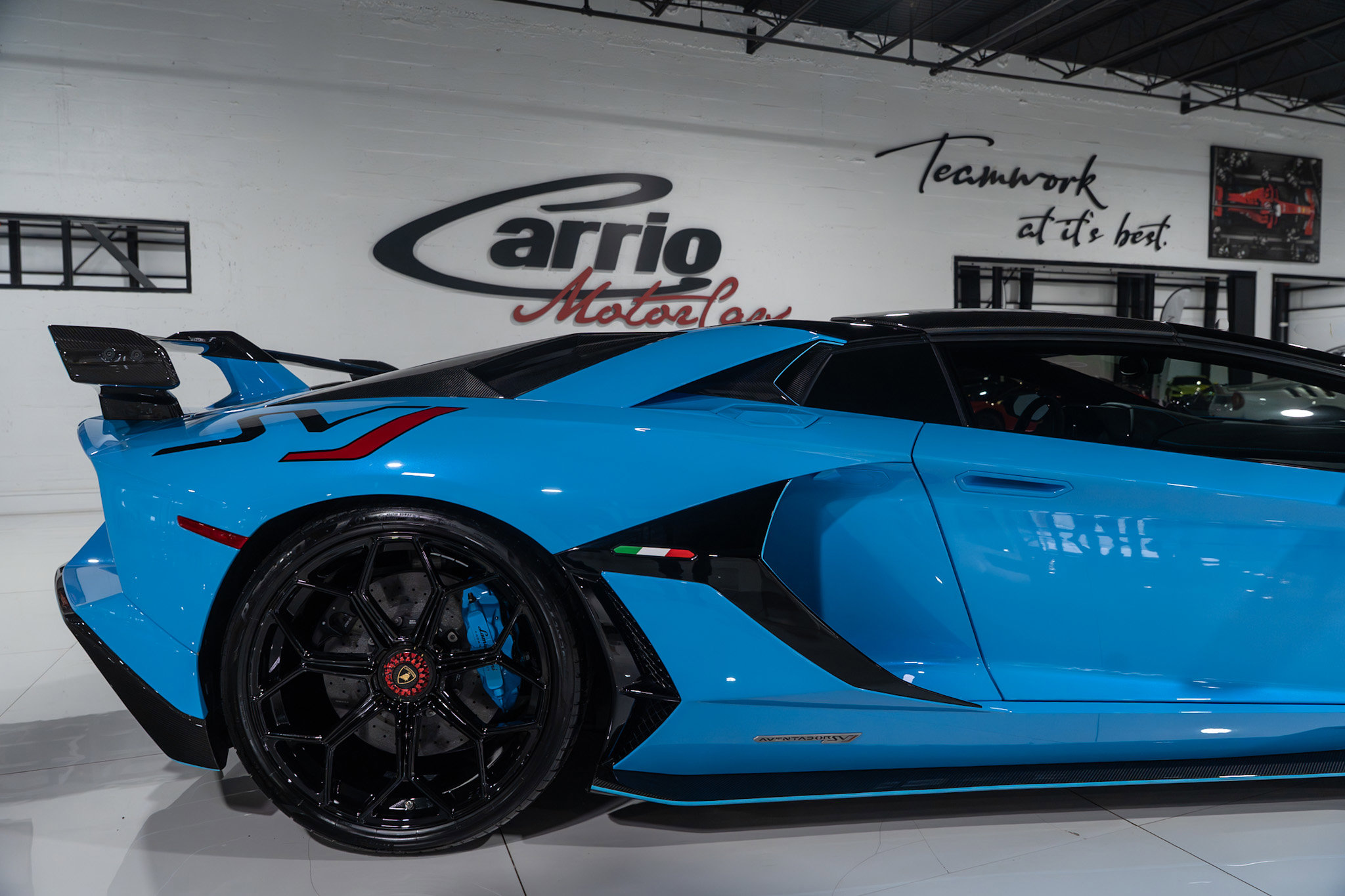 Used 2021 Lamborghini Aventador SVJ image 59