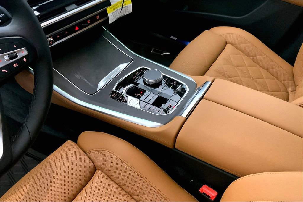 Used 2026 BMW X5 xDrive50e w/ Climate Comfort Package image 6