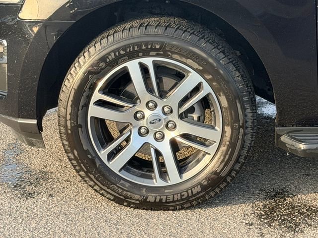 Used 2024 Ford Expedition Max Limited image 9