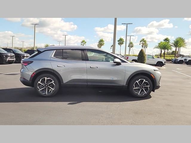 New 2026 Chevrolet Equinox EV LT image 29