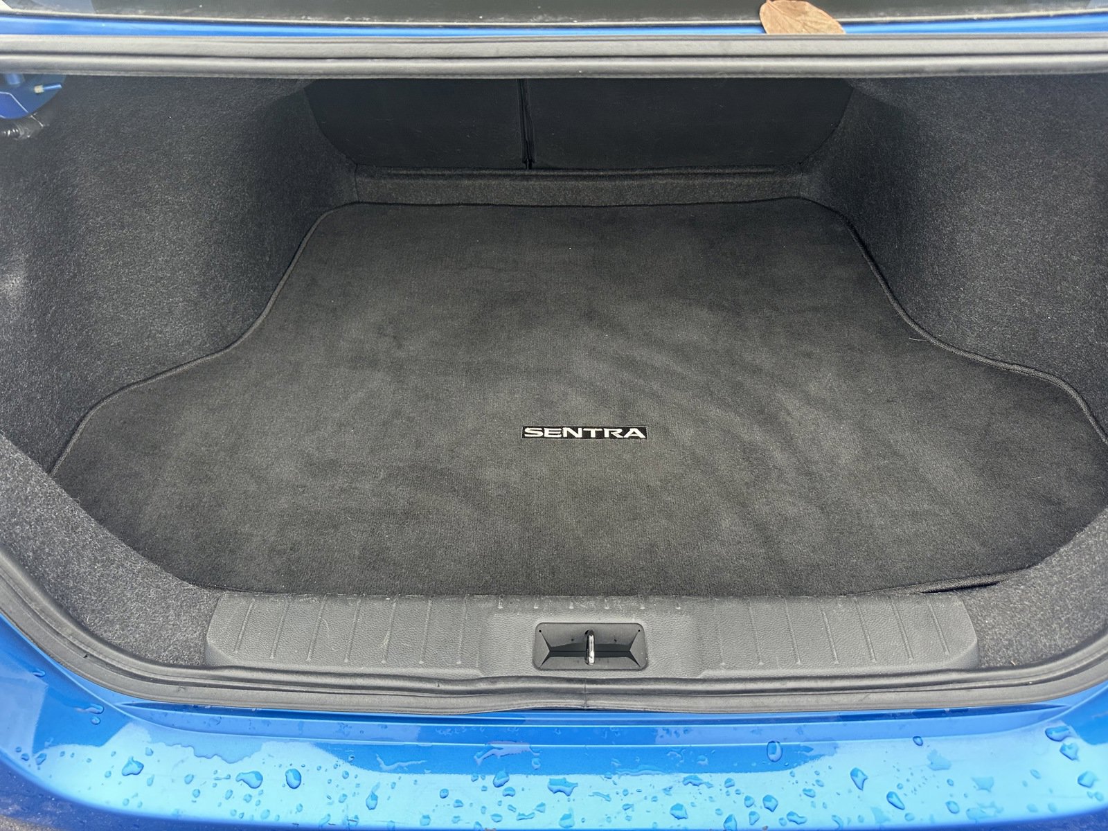 Used 2022 Nissan Sentra SV image 18