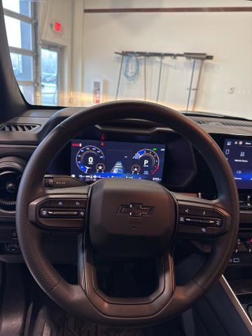 Used 2024 Chevrolet Colorado Trail Boss w/ Technology Package AWD/4WD image 14