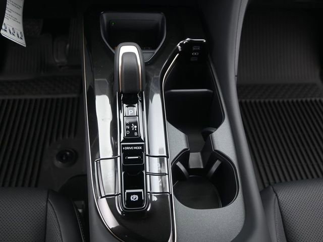 New 2026 Toyota Crown XLE image 6