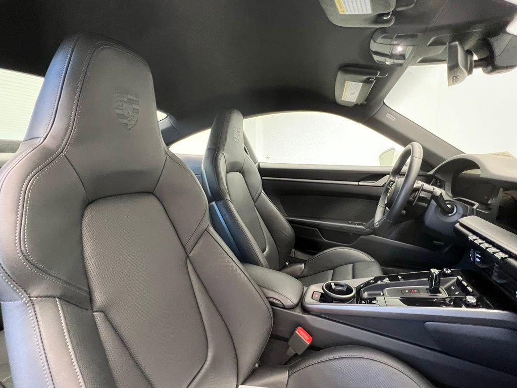 Certified 2025 Porsche 911 Carrera image 18