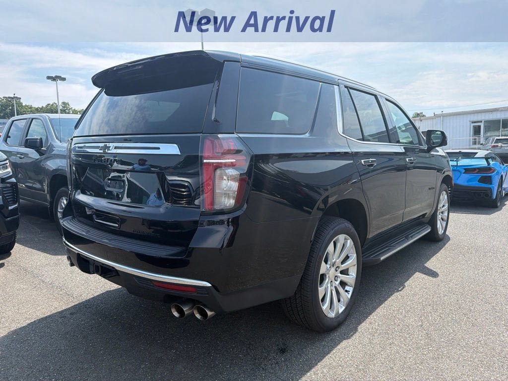 Used 2021 Chevrolet Tahoe Premier w/ Premium Package AWD/4WD image 7