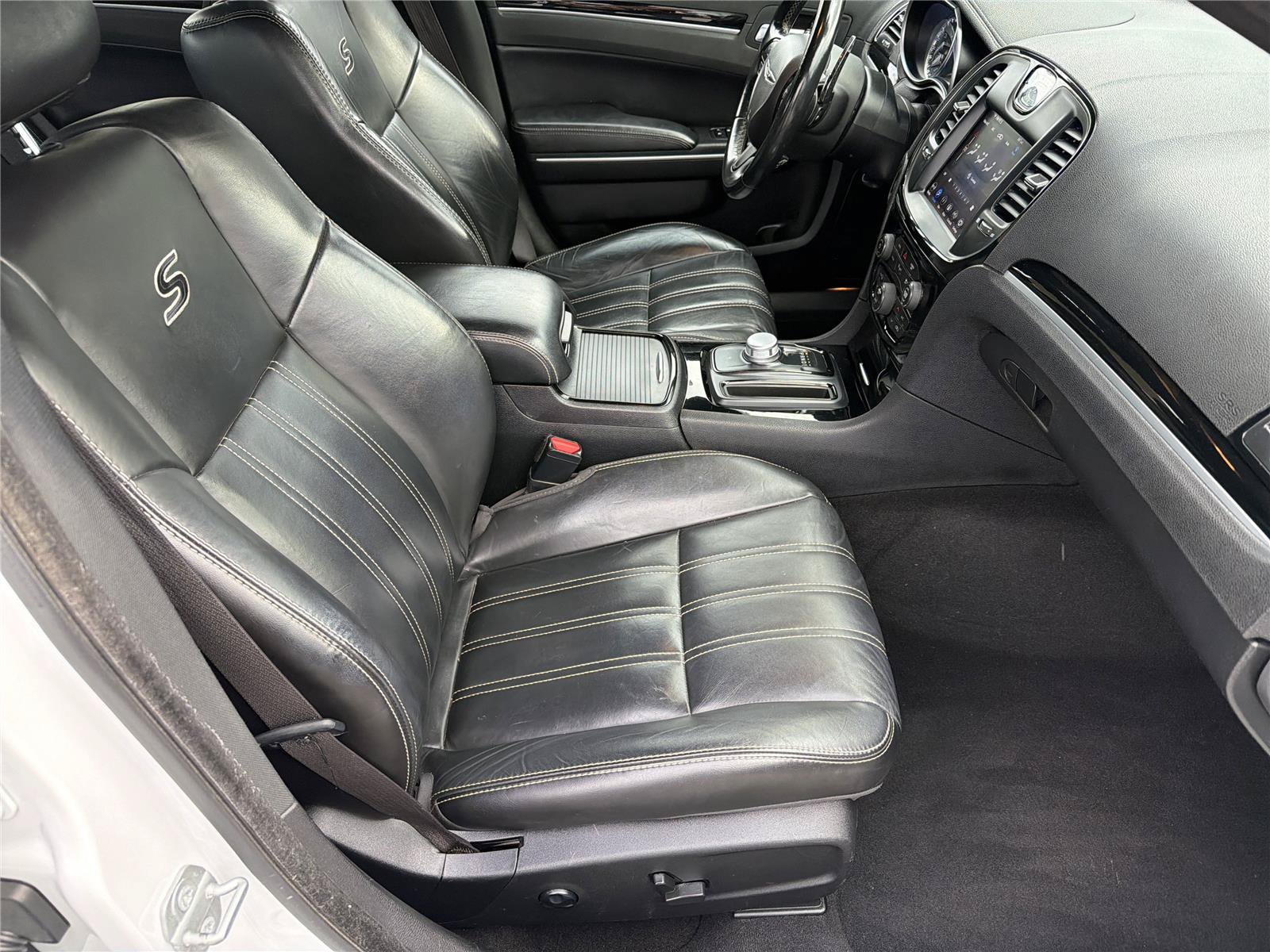 Used 2021 Chrysler 300 S RWD image 12
