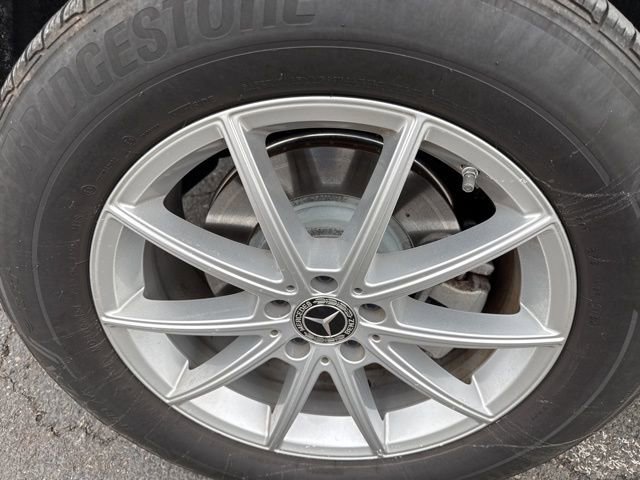 Used 2025 Mercedes-Benz GLE 450e 4MATIC image 10