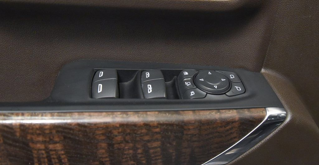 Used 2023 GMC Sierra 3500 Denali w/ Denali Ultimate Package AWD/4WD image 14