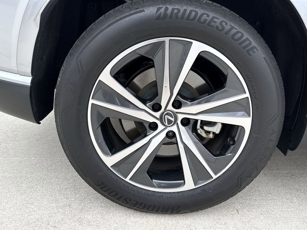 Used 2025 Lexus RX 350 Premium w/ Accessory Package (Z1) image 31