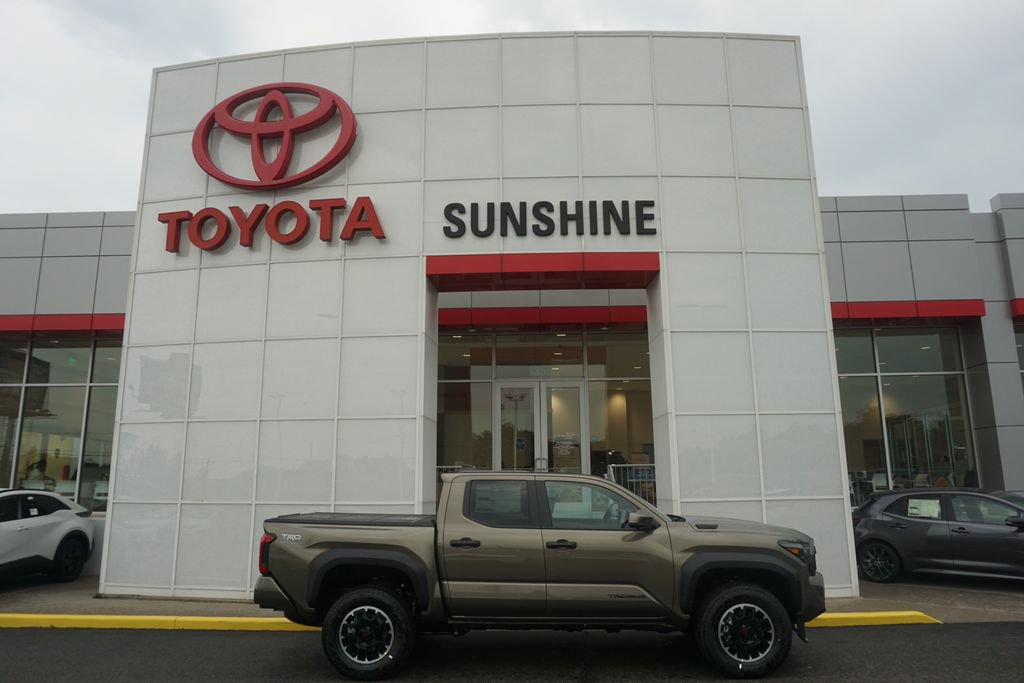 New 2026 Toyota Tacoma TRD Off-Road AWD/4WD image 1
