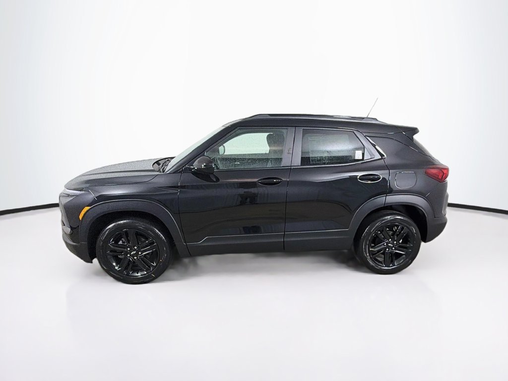 New 2026 Chevrolet TrailBlazer LT w/ Midnight Edition AWD/4WD image 8