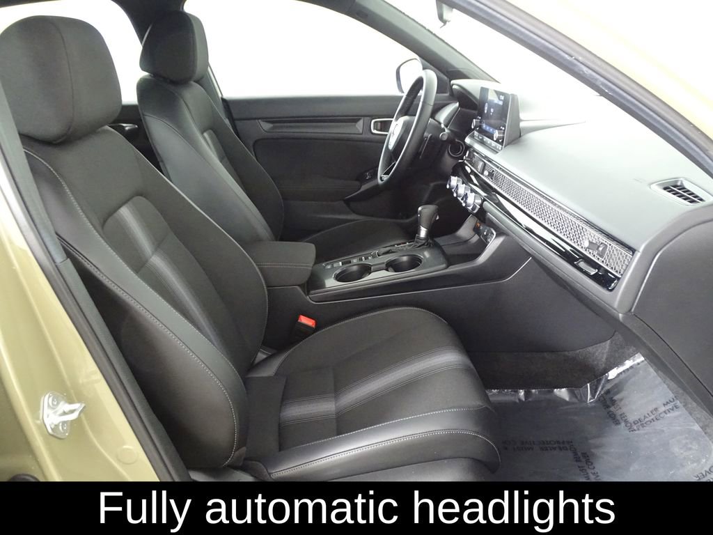 Used 2025 Honda Civic Sport image 10