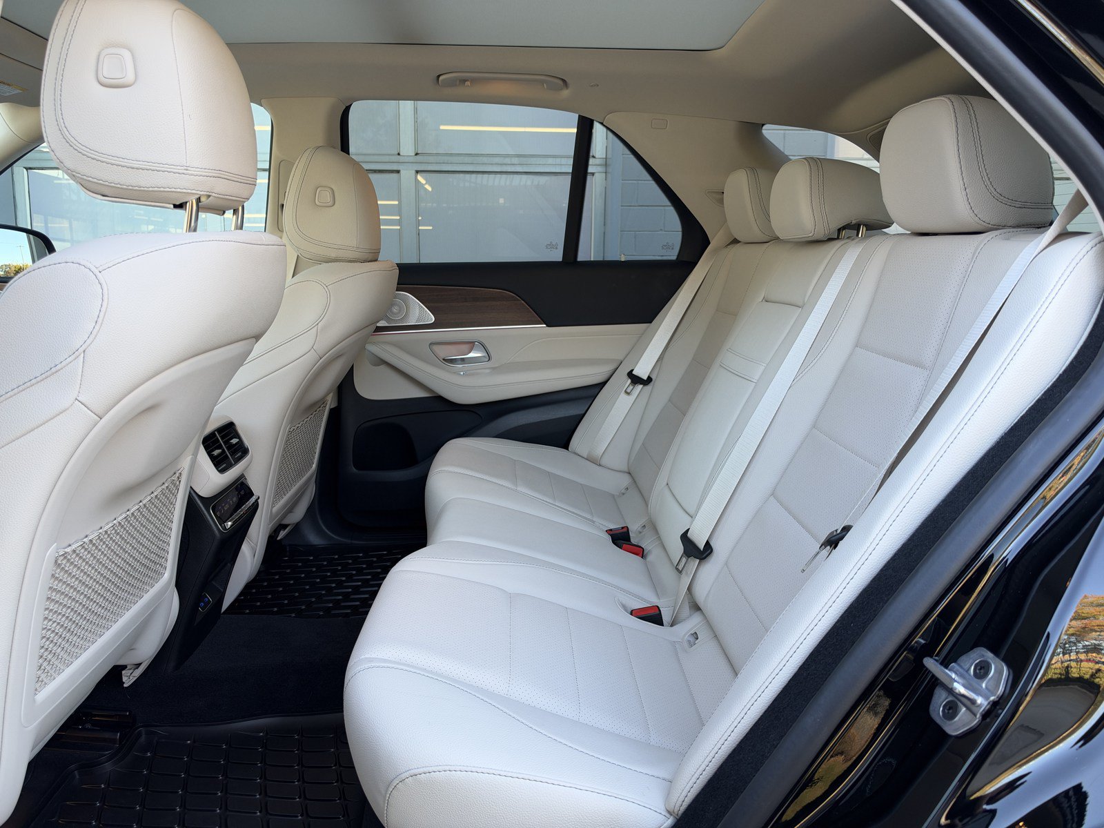 Used 2026 Mercedes-Benz GLE 350 4MATIC image 32