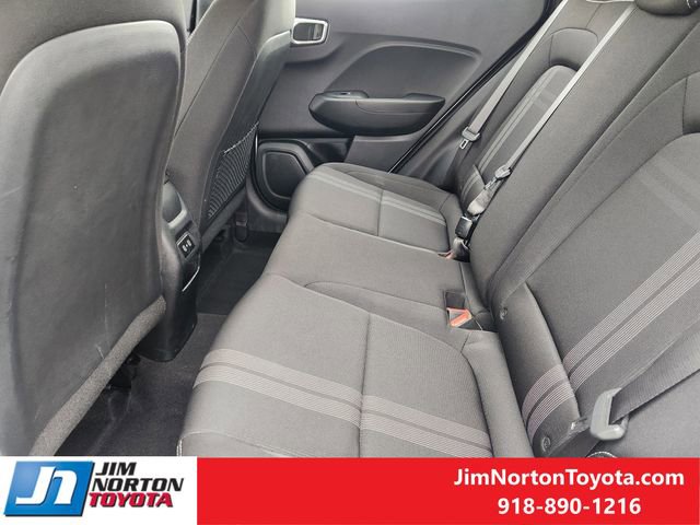 Used 2025 Hyundai Venue SEL image 30