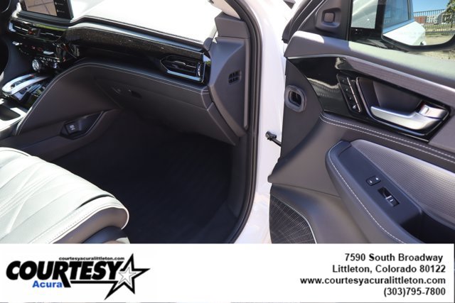Certified 2026 Acura MDX w/ Advance Package AWD/4WD image 35