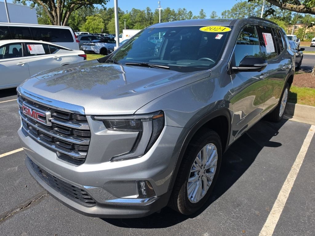 Used 2024 GMC Acadia Elevation w/ Luxury Package FWD image 7