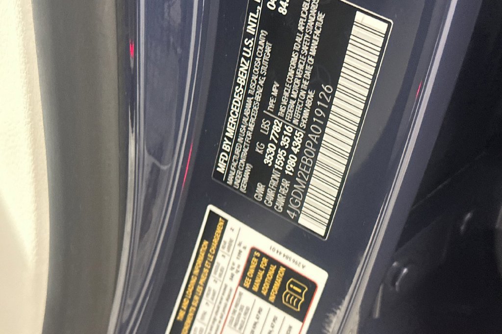 Certified 2023 Mercedes-Benz EQS 450+ 4MATIC SUV image 38