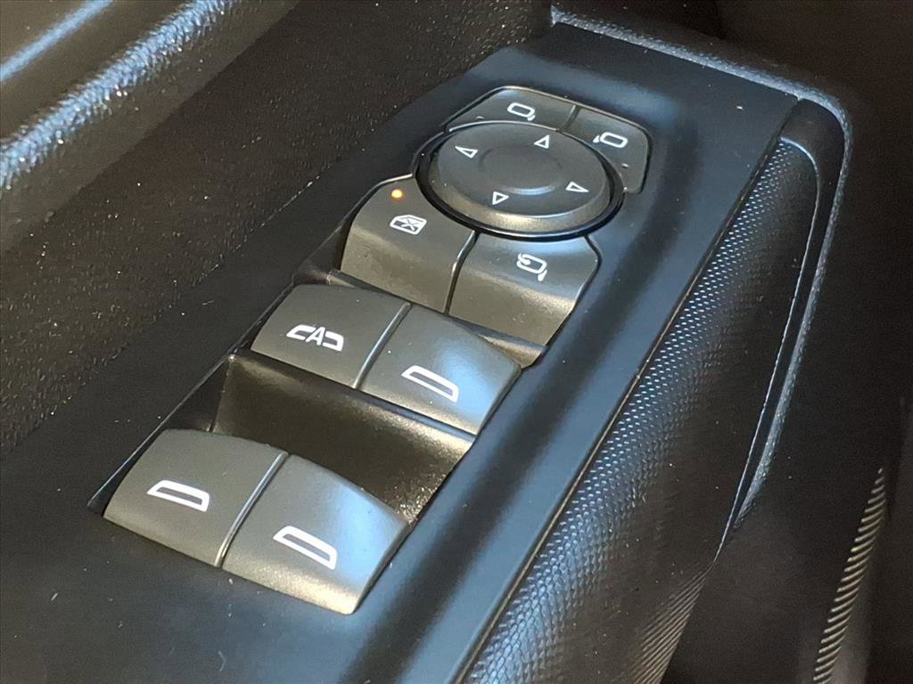 Used 2022 Chevrolet Silverado 2500 Custom w/ Custom Value Package image 20