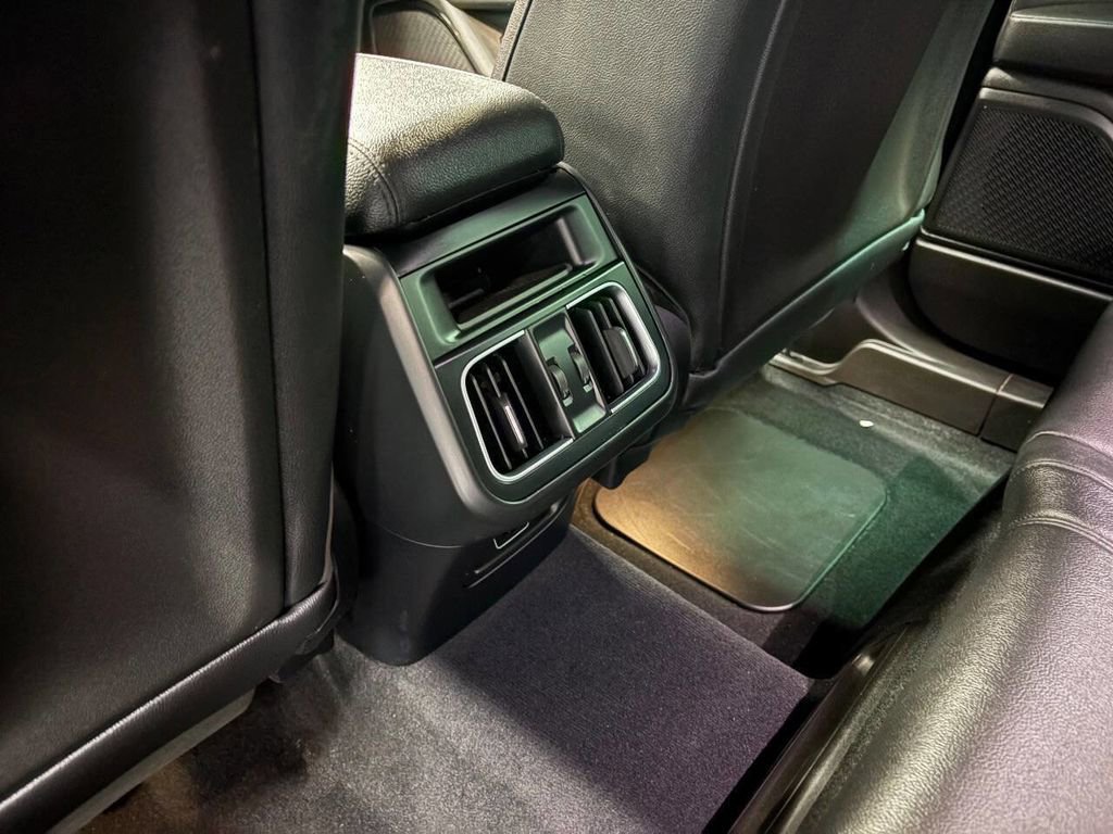 Used 2024 Maserati Grecale GT image 40