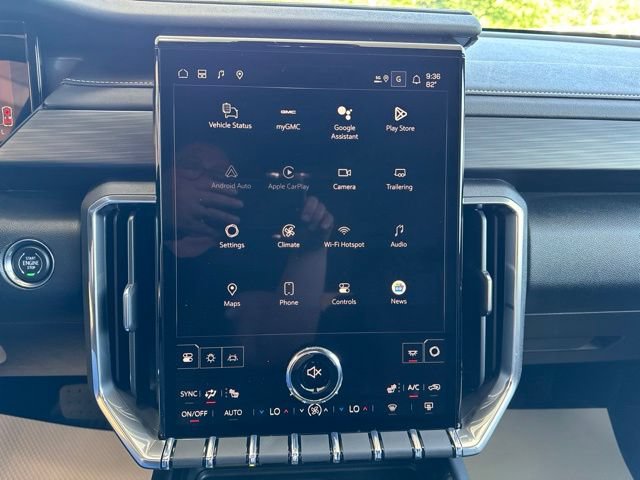 New 2026 GMC Acadia Elevation w/ Elevation Premium Package AWD/4WD image 19