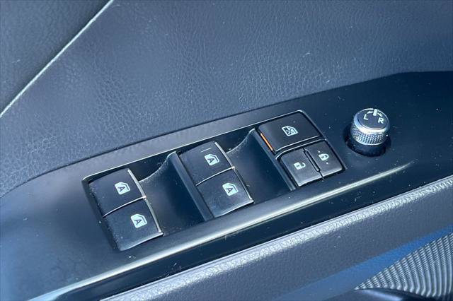 Certified 2019 Toyota Camry XLE w/ Sunroof Package FWD image 13