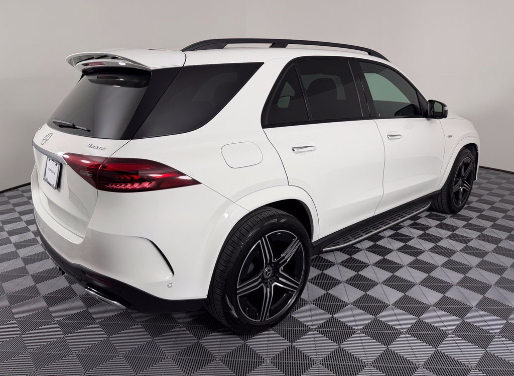 Used 2025 Mercedes-Benz GLE 450e 4MATIC image 11