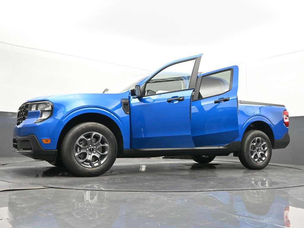 New 2025 Ford Maverick XLT w/ XLT Luxury Package image 73