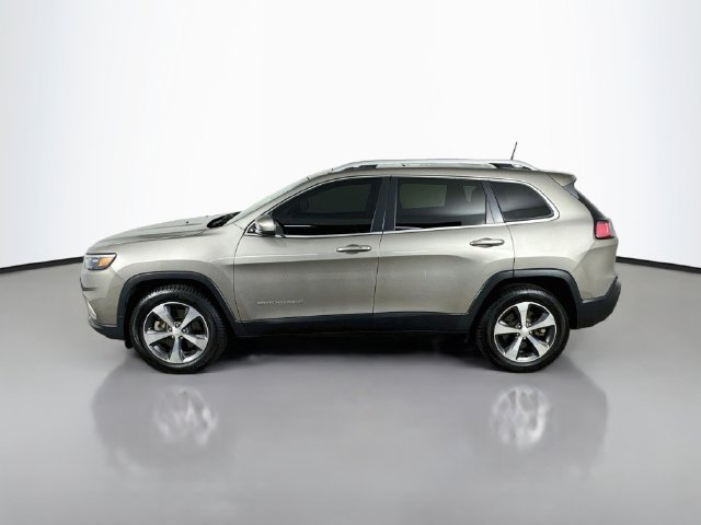 Used 2019 Jeep Cherokee Limited AWD/4WD image 11