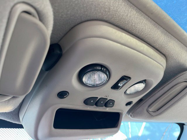 Used 2004 Cadillac Escalade EXT AWD/4WD image 27