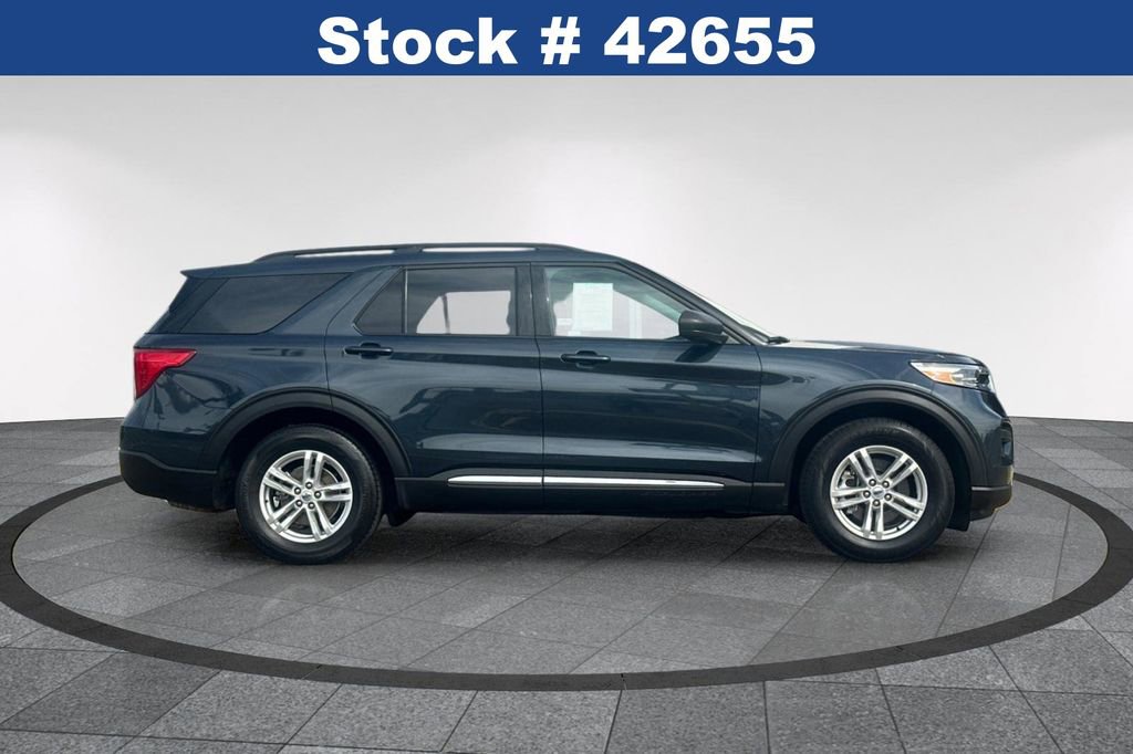 Certified 2023 Ford Explorer XLT image 4
