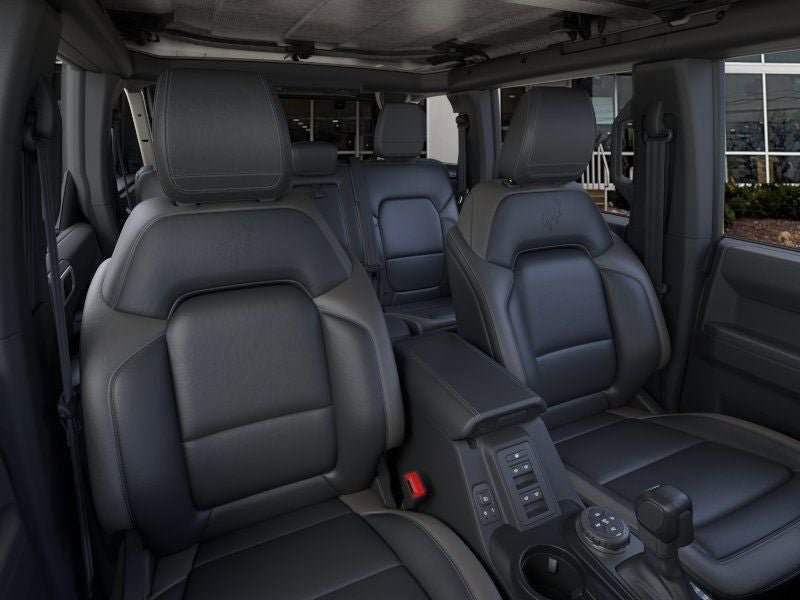 New 2025 Ford Bronco Outer Banks w/ Sasquatch Package AWD/4WD image 10