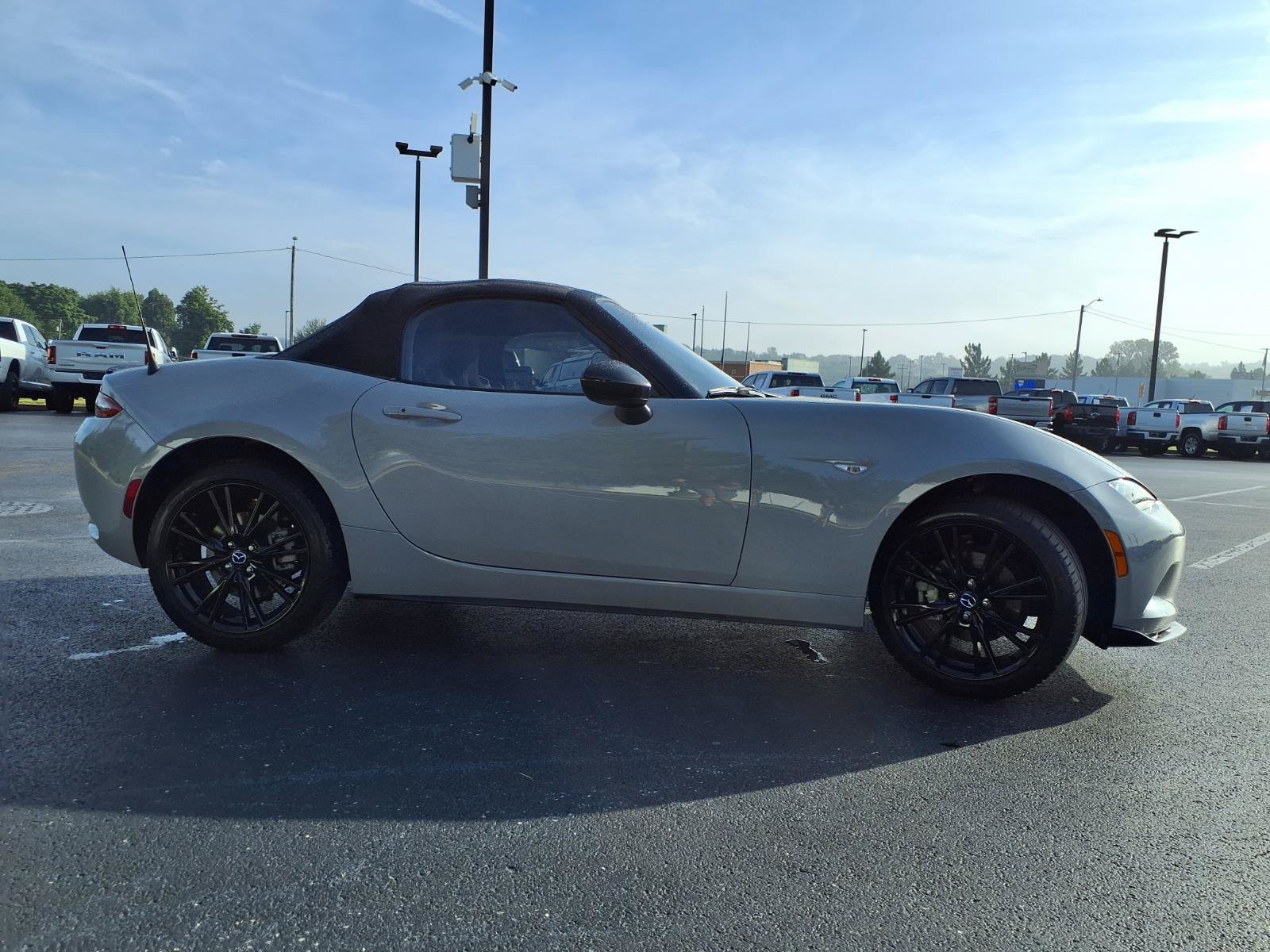 Used 2025 MAZDA MX-5 Miata Club RWD image 26