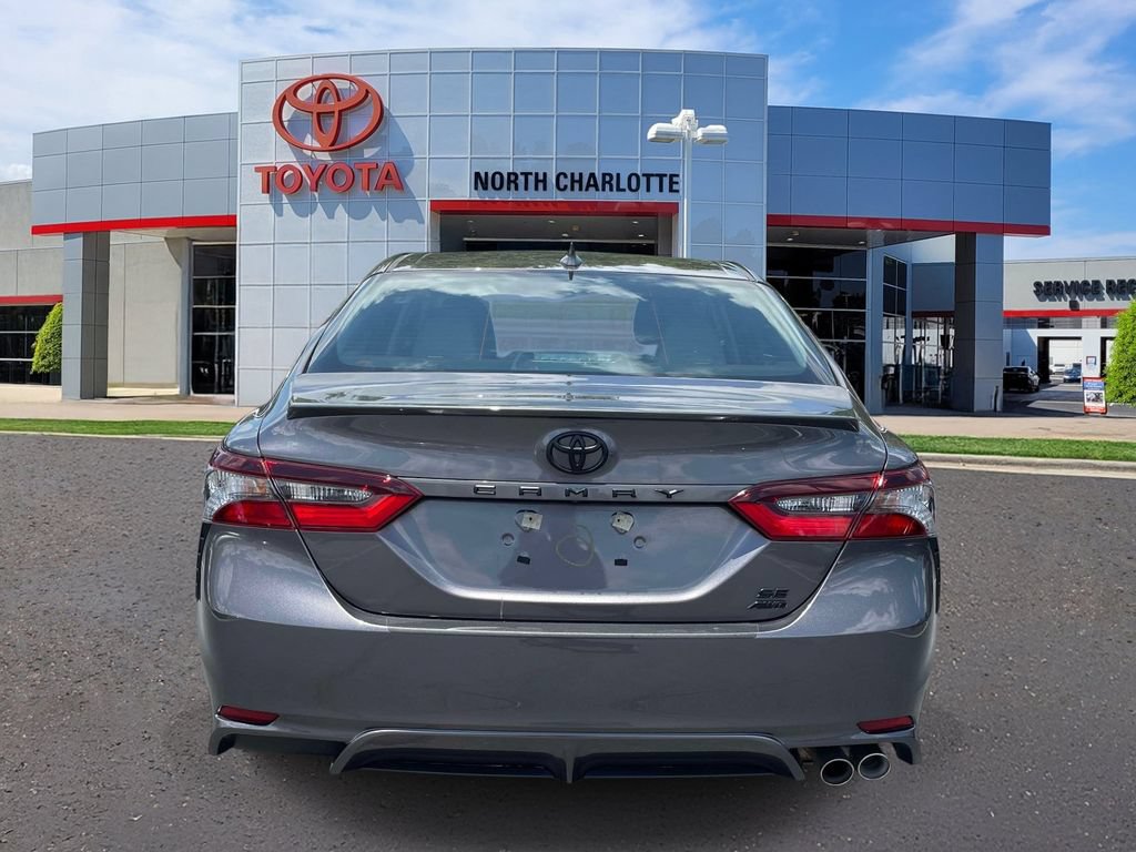 Used 2023 Toyota Camry SE w/ Cold Weather Package AWD/4WD image 7