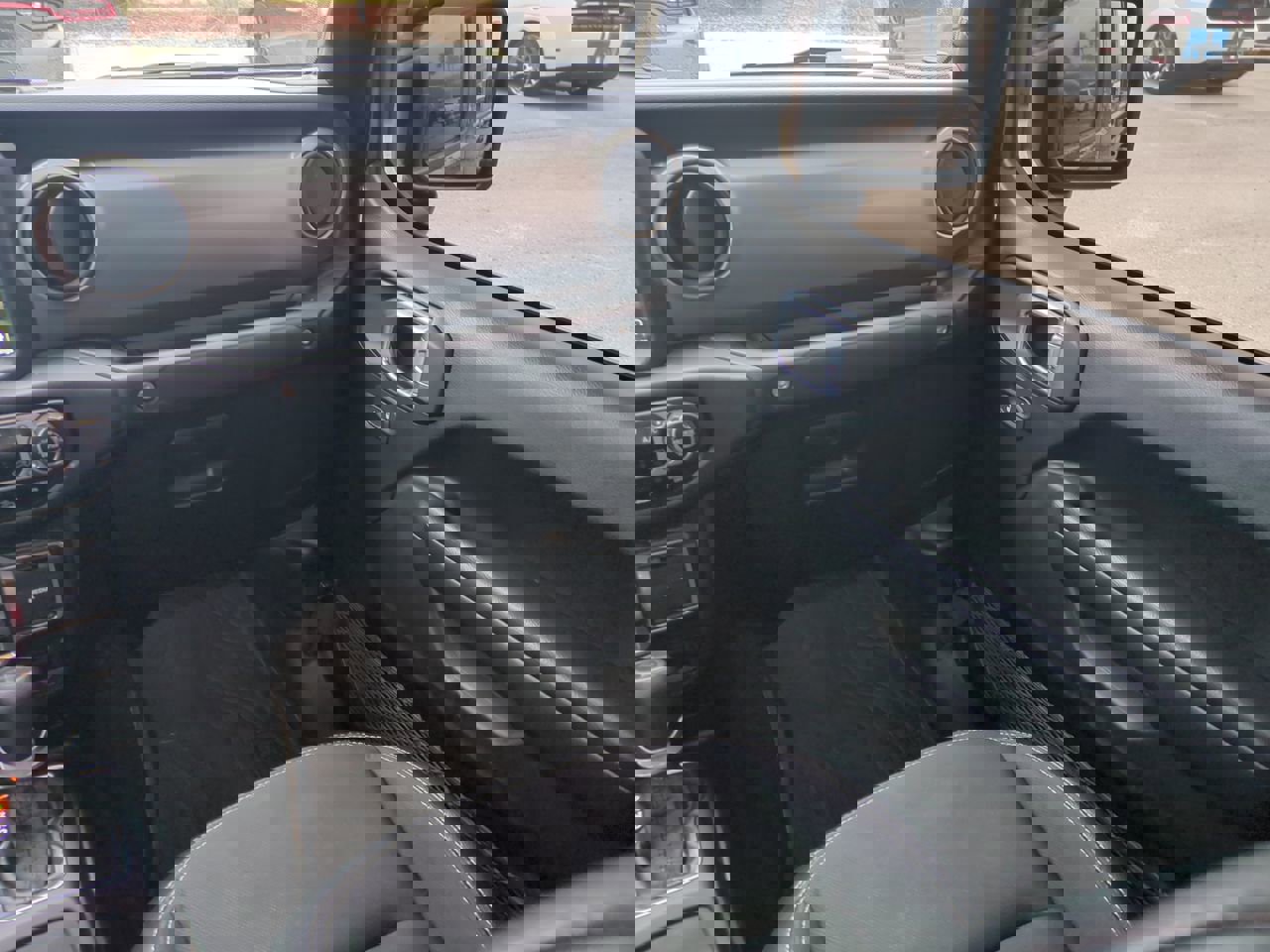 Certified 2021 Jeep Gladiator Sport image 16