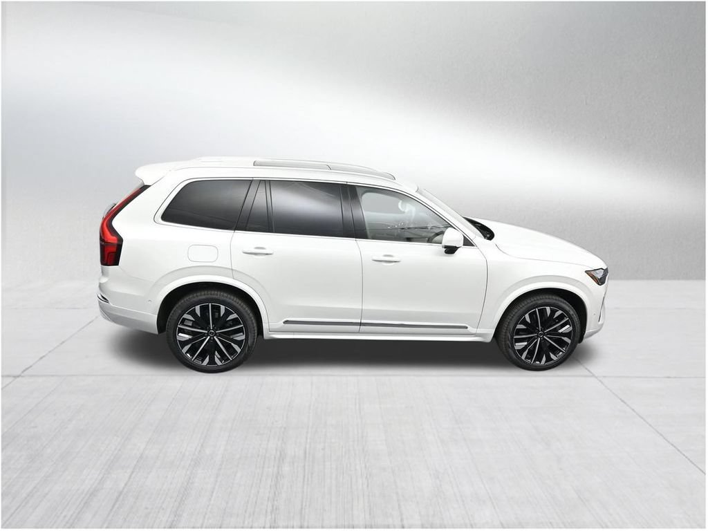 New 2026 Volvo XC90 T8 Plus w/ Protection Package Premier AWD/4WD image 18
