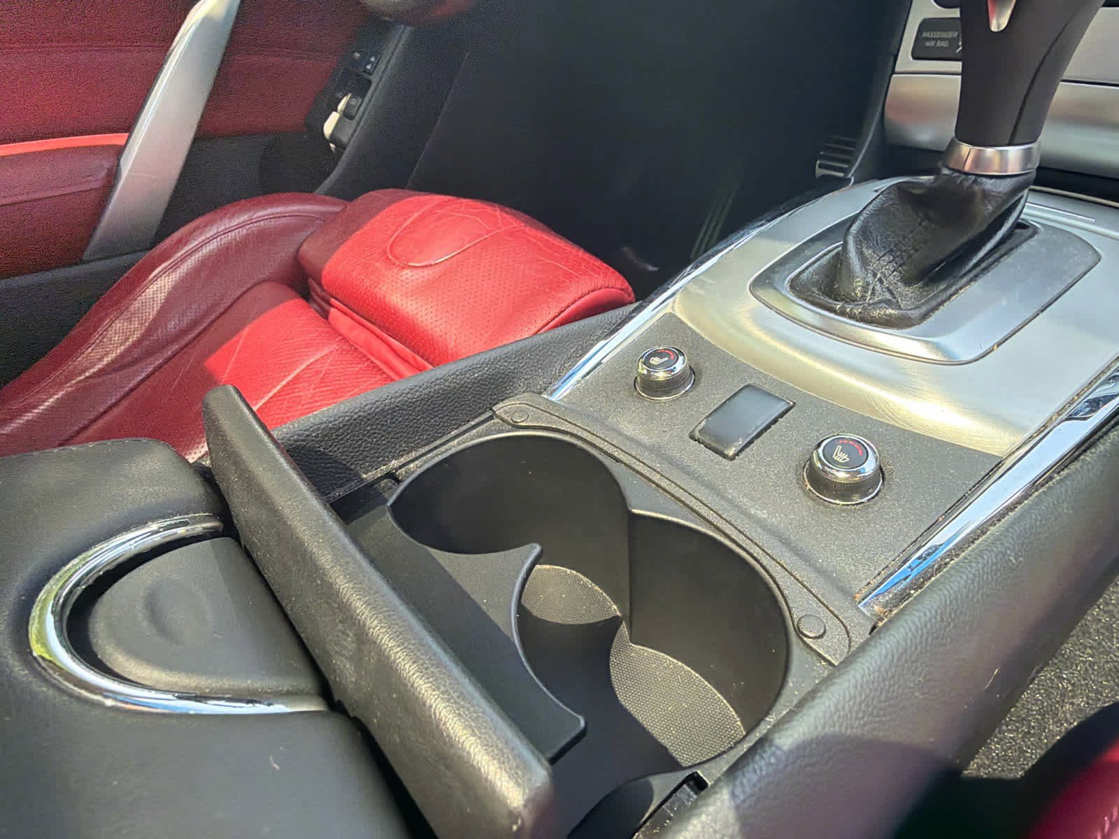 Used 2011 INFINITI G37 IPL RWD image 16