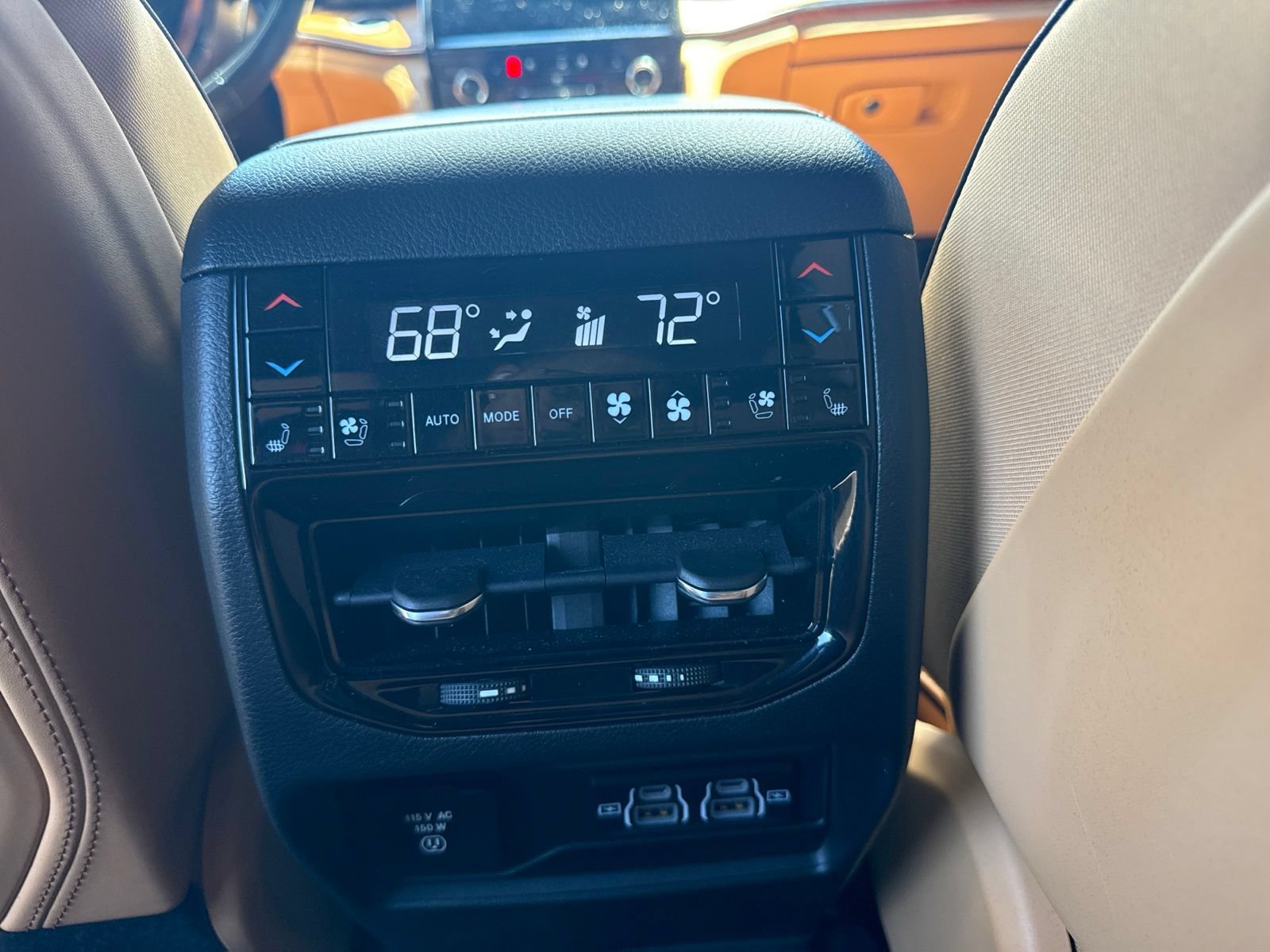 Used 2022 Jeep Grand Cherokee Summit AWD/4WD image 17