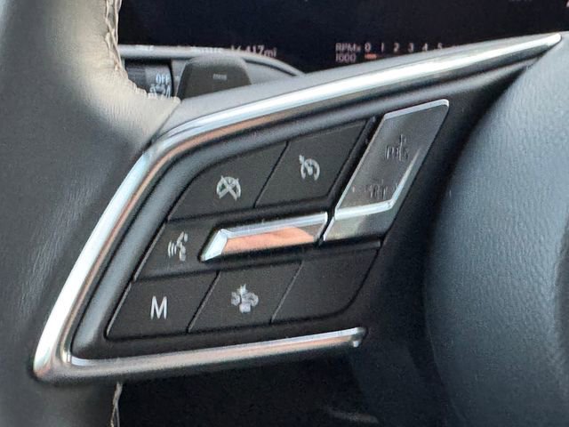 Certified 2025 Buick Envision Sport Touring image 18