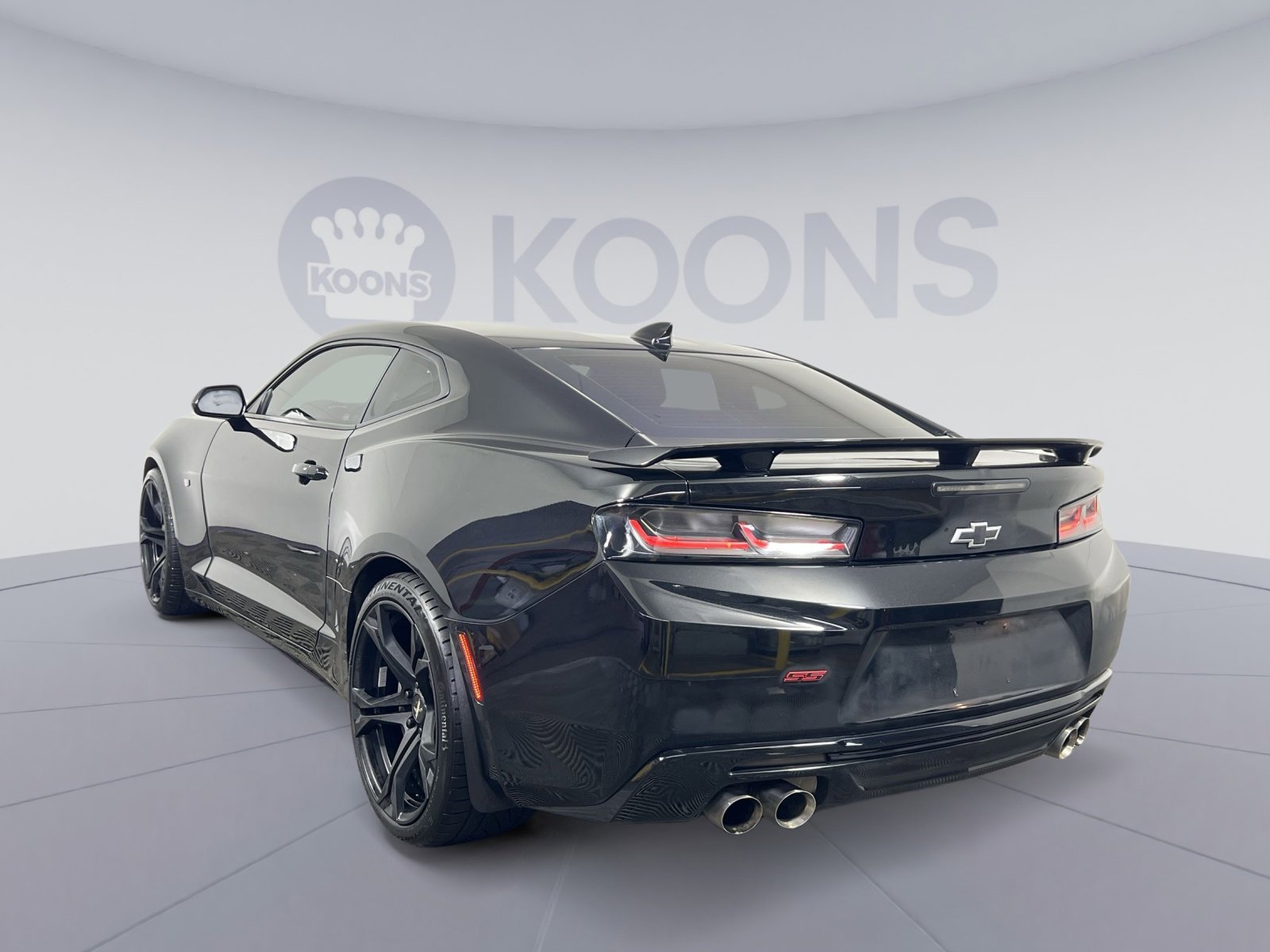 Used 2018 Chevrolet Camaro SS image 4